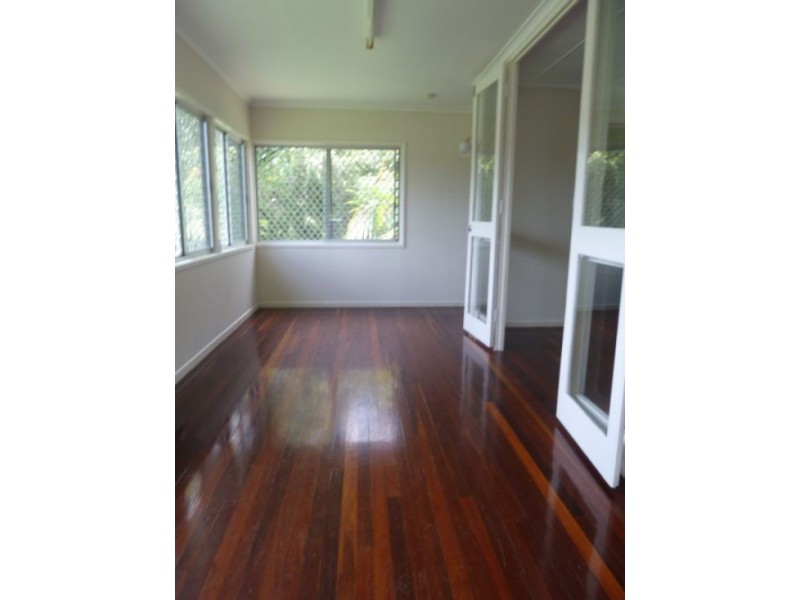 3 Watson Street, Pialba QLD 4655