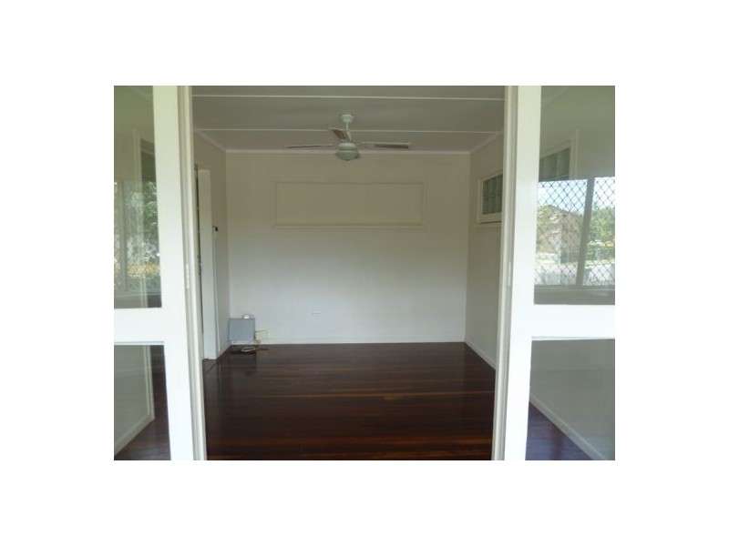 3 Watson Street, Pialba QLD 4655