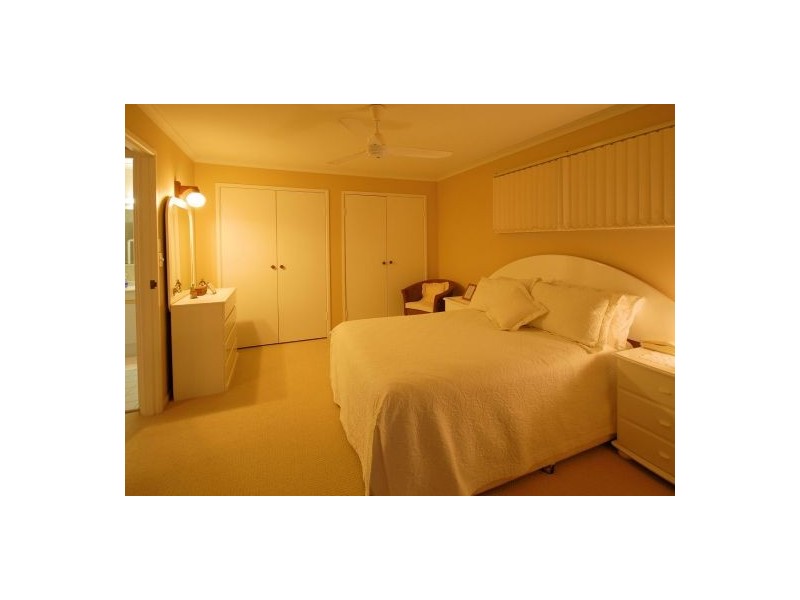 1 Trobriand Pl, Kawungan QLD 4655