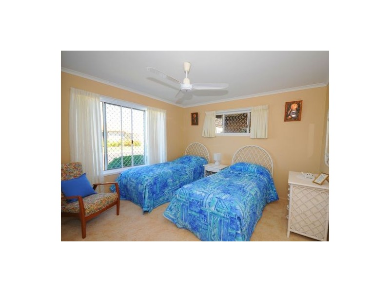 1 Trobriand Pl, Kawungan QLD 4655