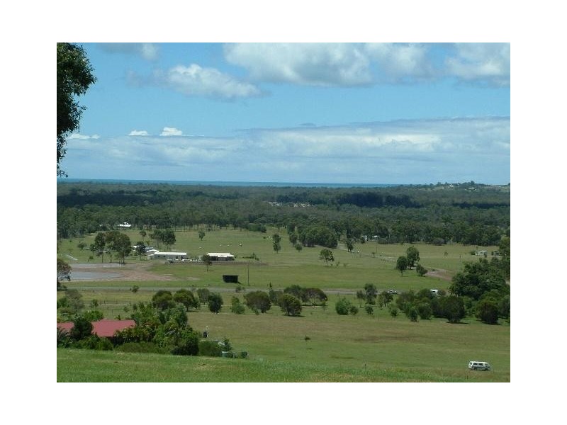 11 Farmhill Place, Takura QLD 4655