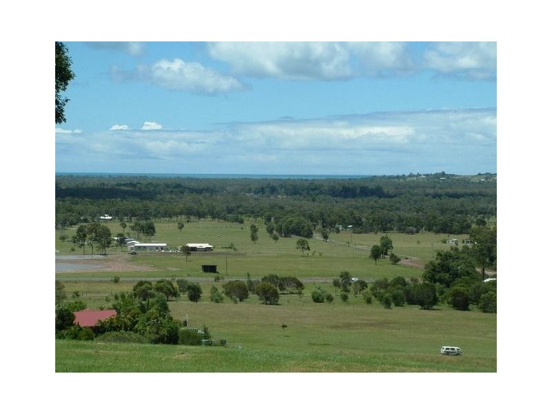 11 Farmhill Place, Takura QLD 4655