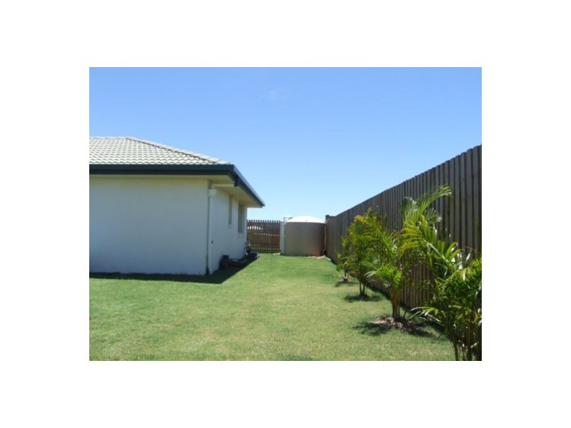 91 Endeavour Way, Eli Waters QLD 4655