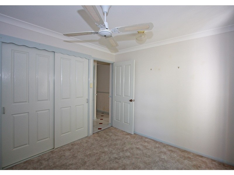 6 Earls Ct, Point Vernon QLD 4655