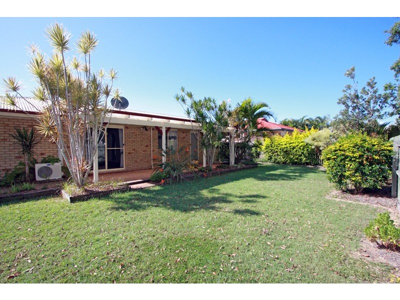 6 Earls Ct, Point Vernon QLD 4655