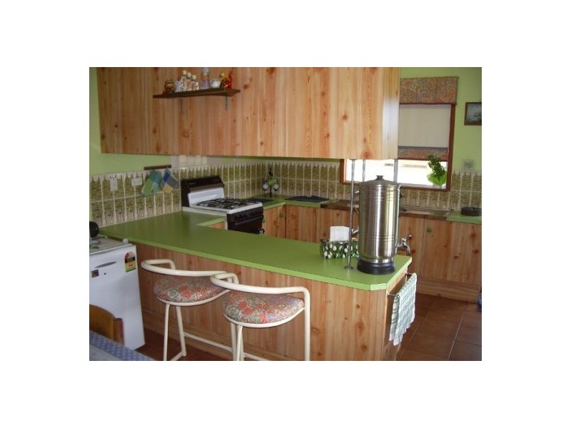 3A Herbert Street, Urangan QLD 4655