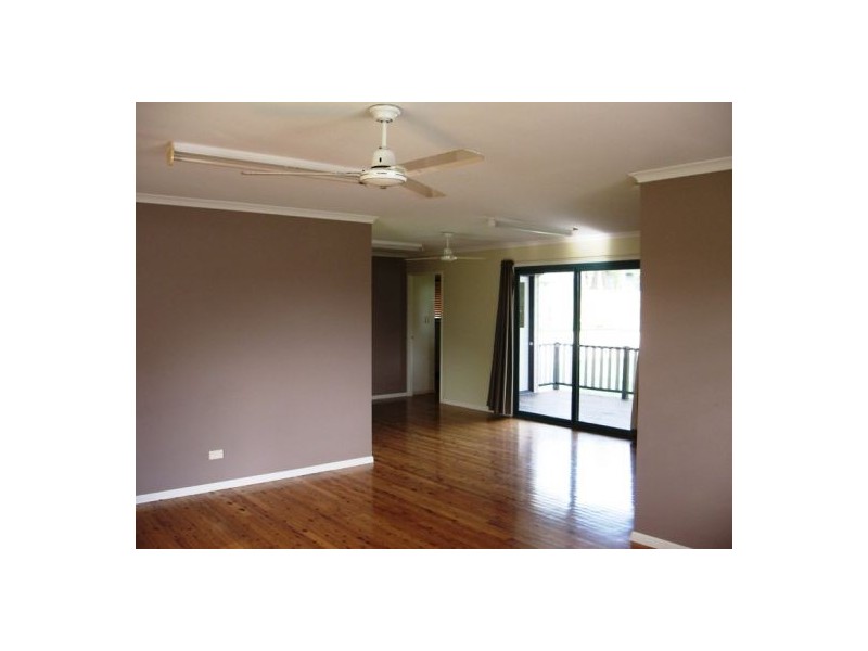 11 Crawford Drive, Dundowran QLD 4655