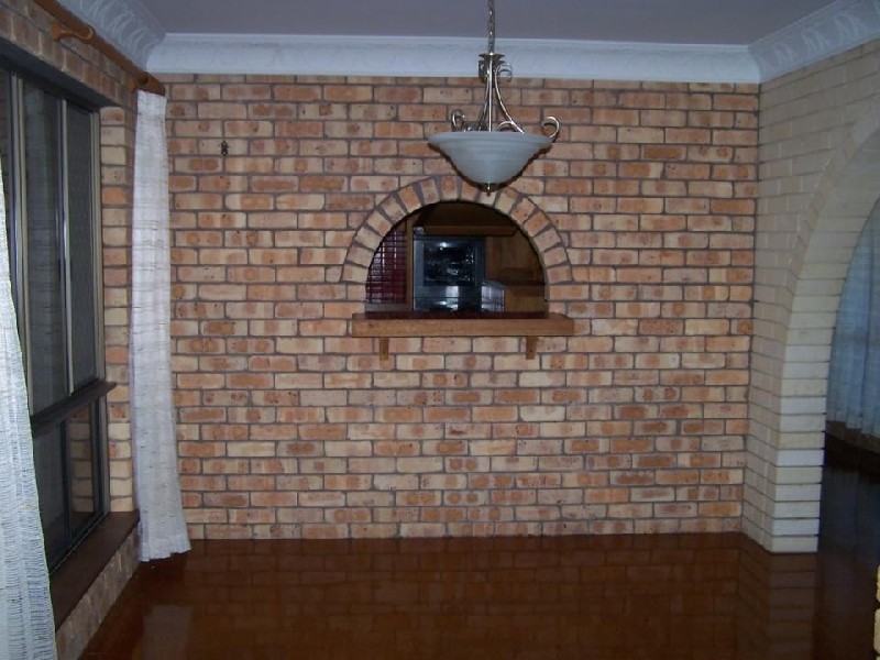 20 Stewart Street, Urangan QLD 4655