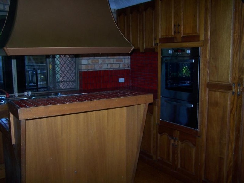 20 Stewart Street, Urangan QLD 4655