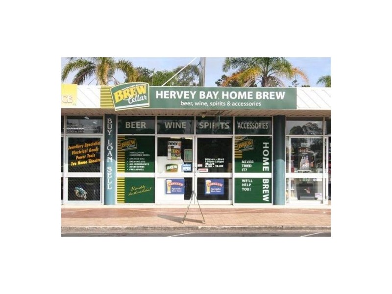 Shop 2 13-15 BIDEFORD ST, Torquay QLD 4655