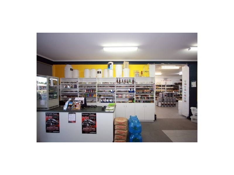 Shop 2 13-15 BIDEFORD ST, Torquay QLD 4655