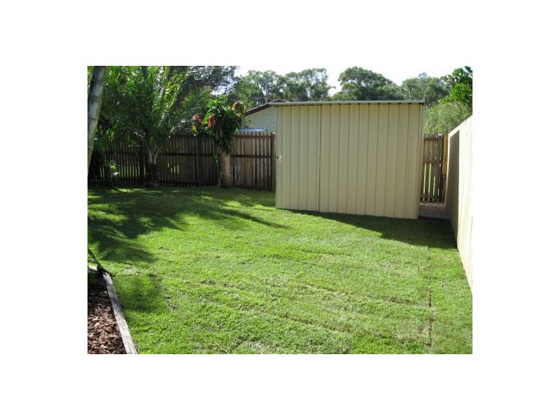 30 Drummond Street, Urangan QLD 4655