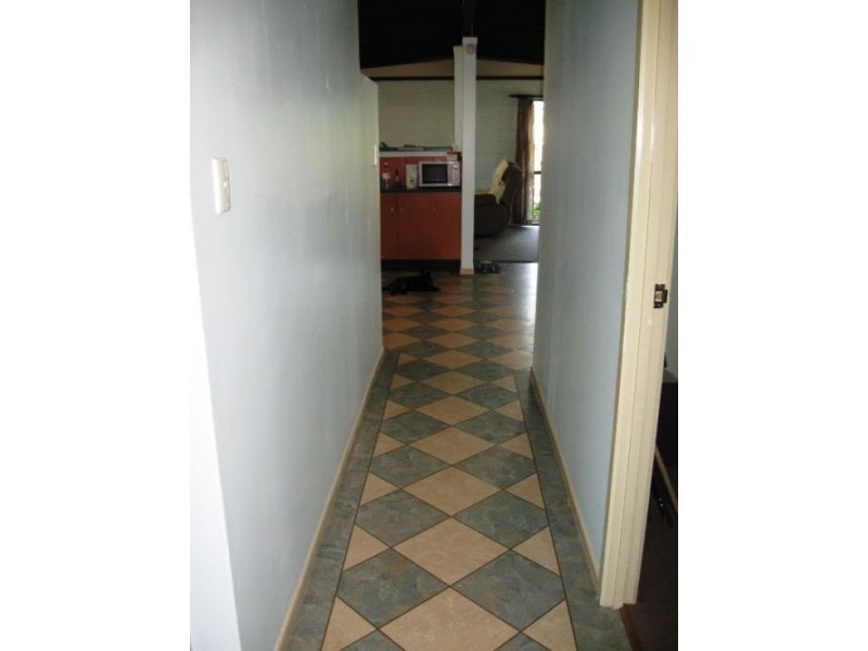 30 Drummond Street, Urangan QLD 4655