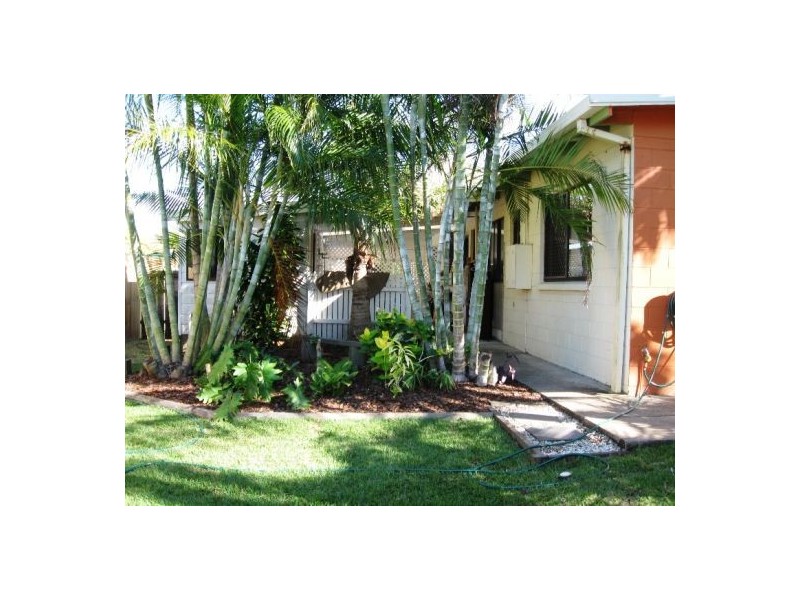 30 Drummond Street, Urangan QLD 4655