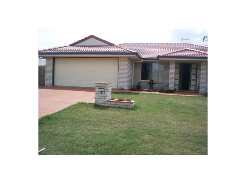 7 Kingston Court, Point Vernon QLD 4655