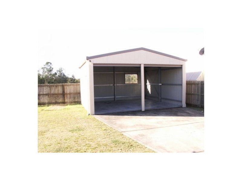 15 Kestrel Ct, Eli Waters QLD 4655