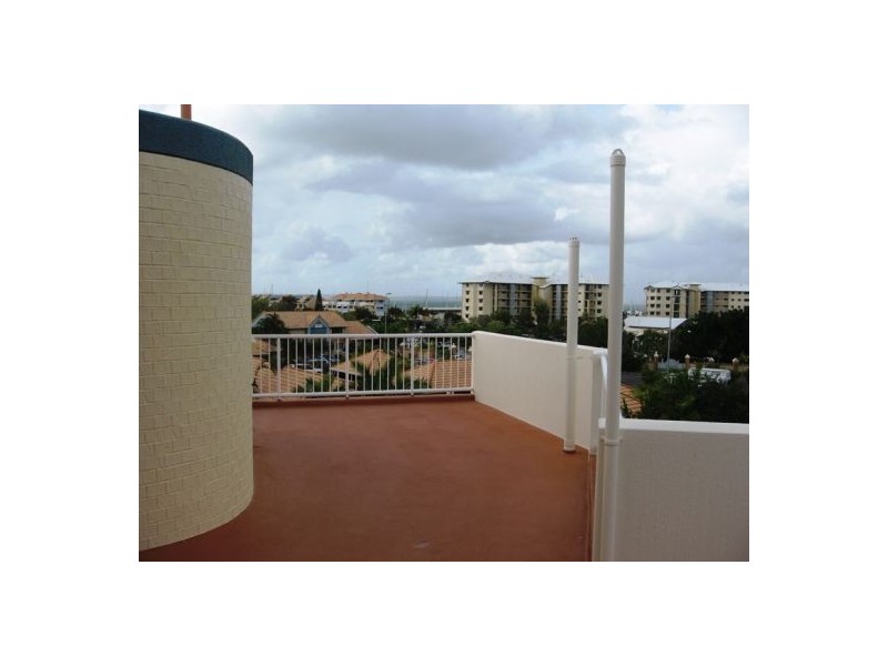 181 Great Sandy Straits Marina, Urangan QLD 4655