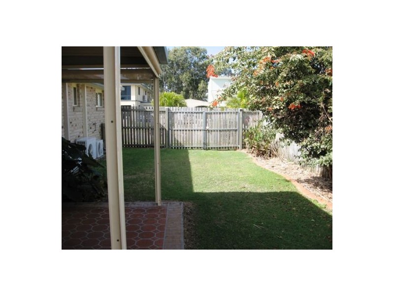 15 Satinay Street, Urangan QLD 4655