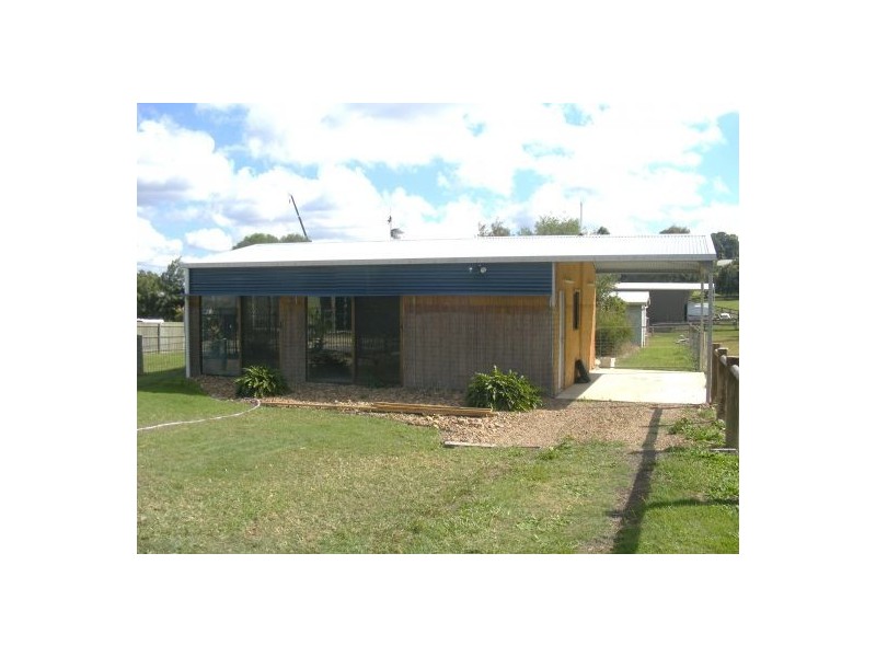 4 Petersen Road, Craignish QLD 4655