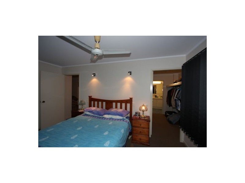 6 Regency Ave, Urraween QLD 4655