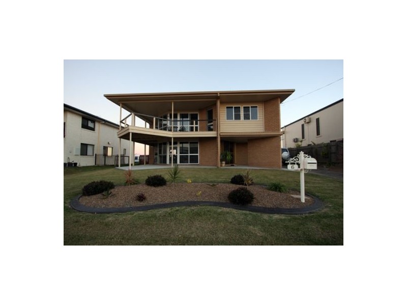 6 Regency Ave, Urraween QLD 4655