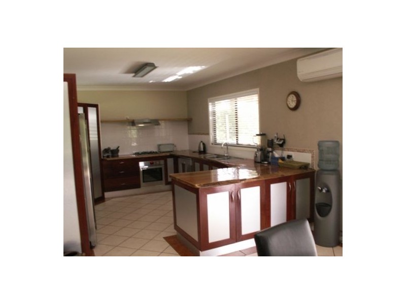 35 DREAMTIME AVE, Burrum Heads QLD 4659