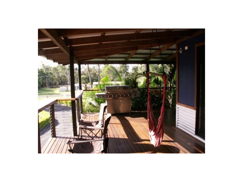 35 DREAMTIME AVE, Burrum Heads QLD 4659