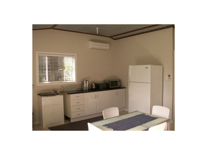 35 DREAMTIME AVE, Burrum Heads QLD 4659