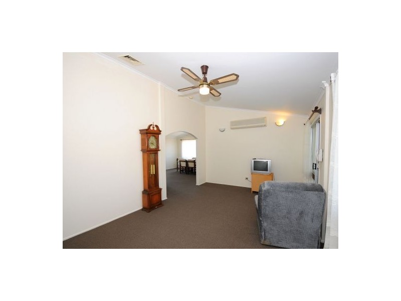 57 Hibiscus Street, Urangan QLD 4655