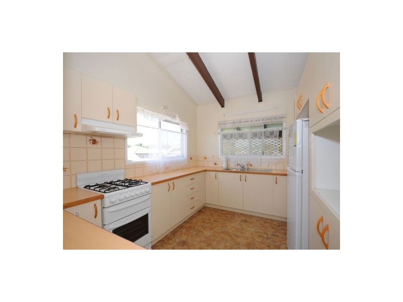 57 Hibiscus Street, Urangan QLD 4655