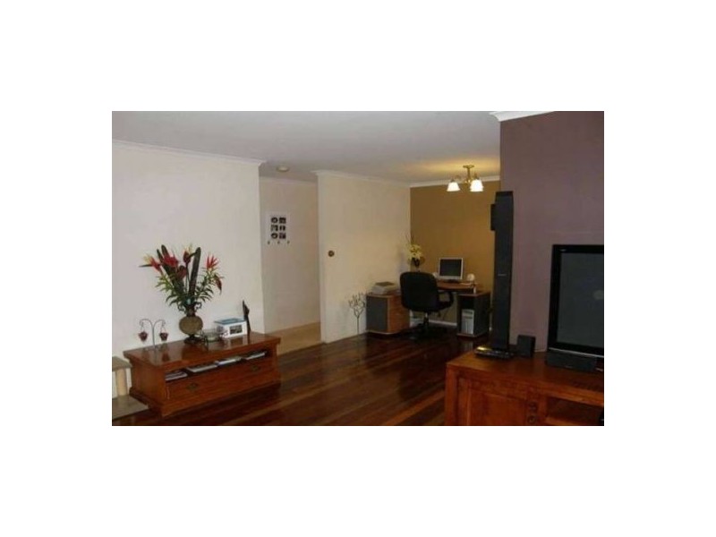 13 Honiton Street, Torquay QLD 4655