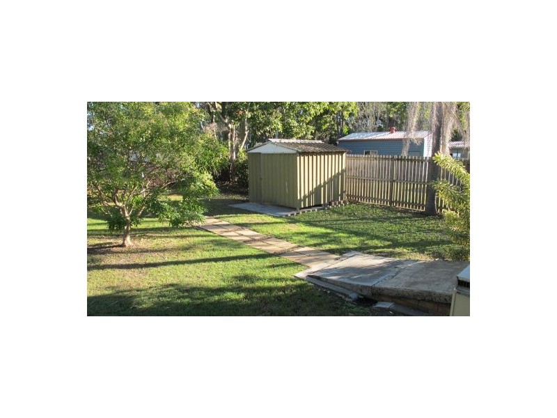 33 Vanda Street, Urangan QLD 4655