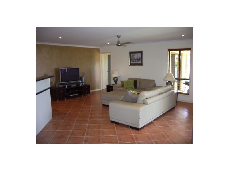 1 Cassandra Crescent, Urangan QLD 4655