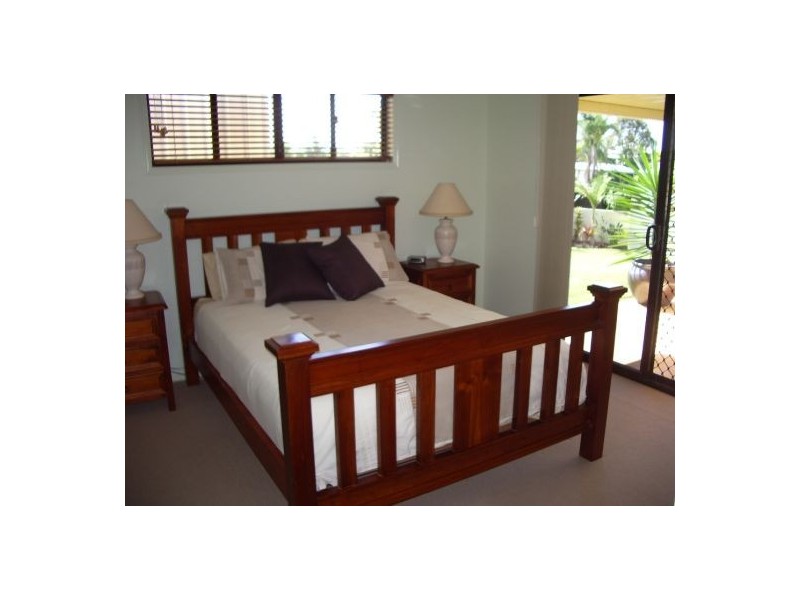 1 Cassandra Crescent, Urangan QLD 4655