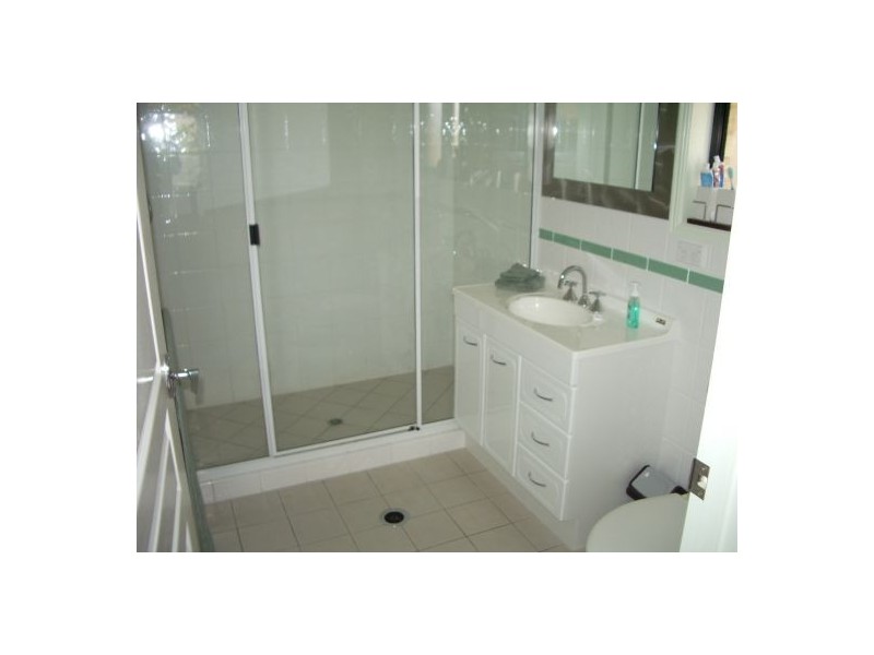 1 Cassandra Crescent, Urangan QLD 4655