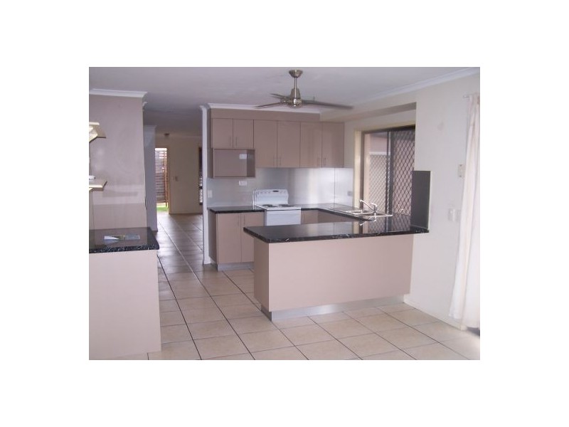 14 Craig Cr, Pialba QLD 4655