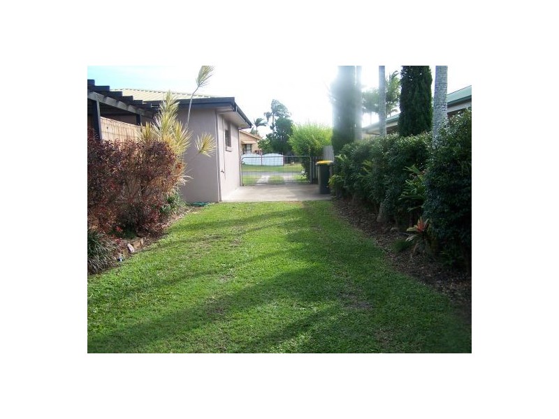 14 Craig Cr, Pialba QLD 4655