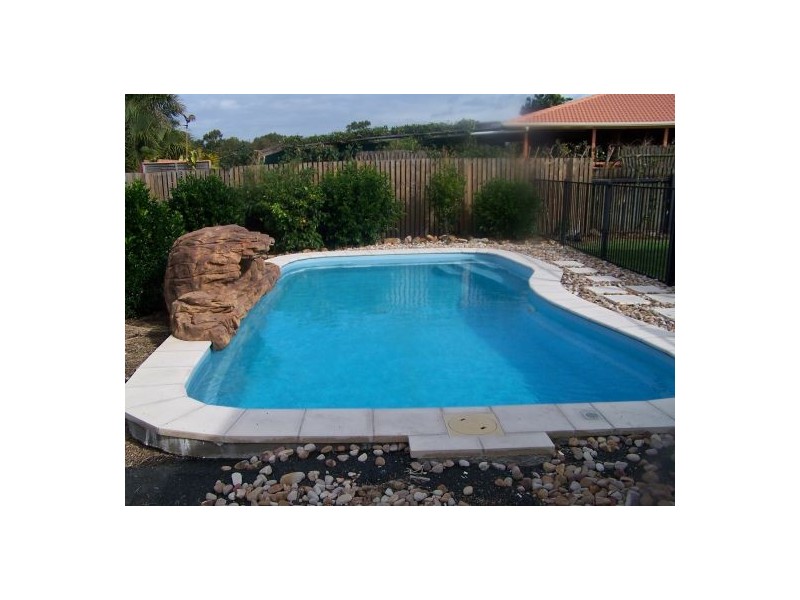 14 Craig Cr, Pialba QLD 4655