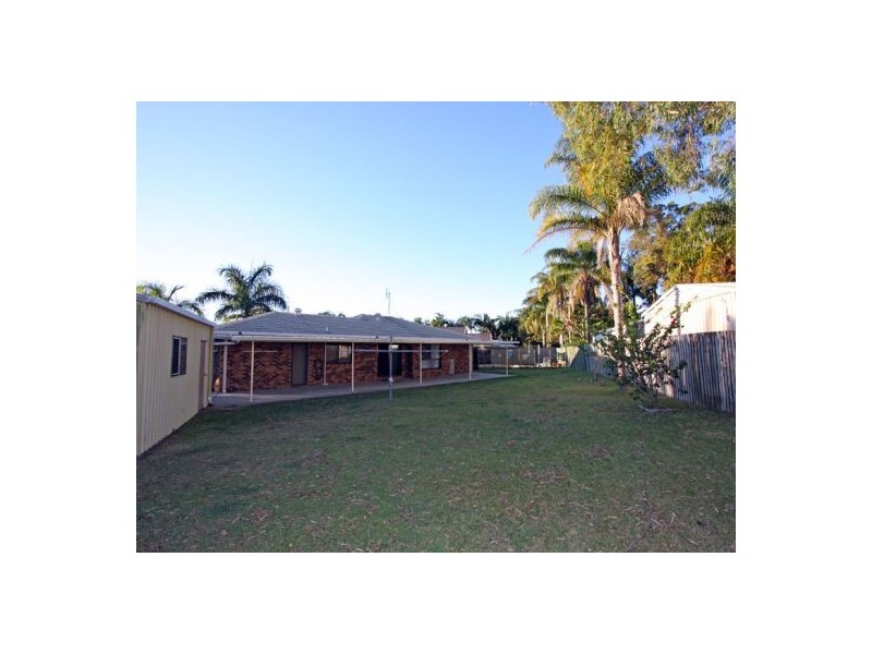 23 Debra Ct, Urangan QLD 4655