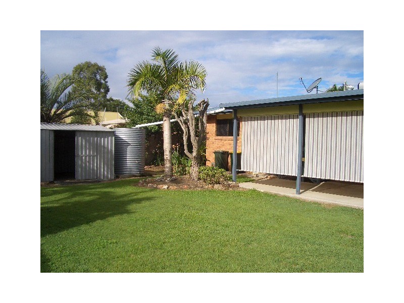 5 Preston, Point Vernon QLD 4655