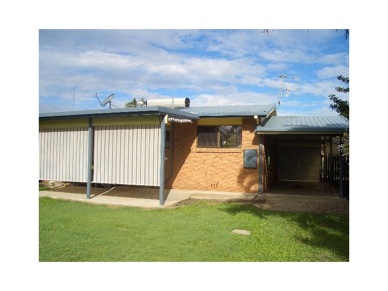 5 Preston, Point Vernon QLD 4655