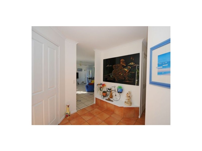 174 Pulgul Street, Urangan QLD 4655