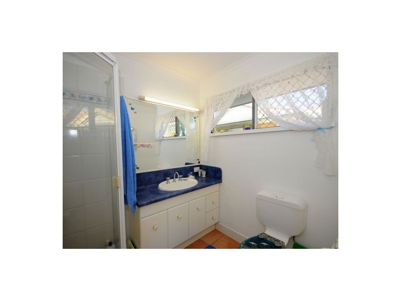 174 Pulgul Street, Urangan QLD 4655