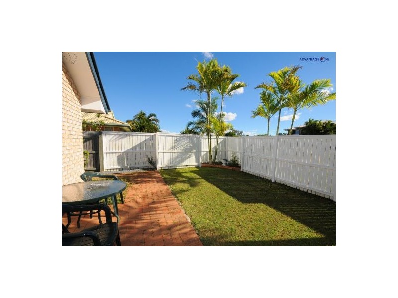 174 Pulgul Street, Urangan QLD 4655