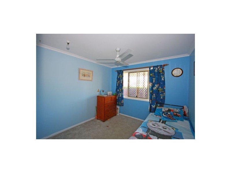 38 HONEYSUCKLE AVE, Kawungan QLD 4655