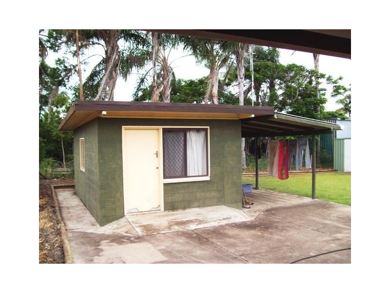 11 Burrum Street, Urangan QLD 4655