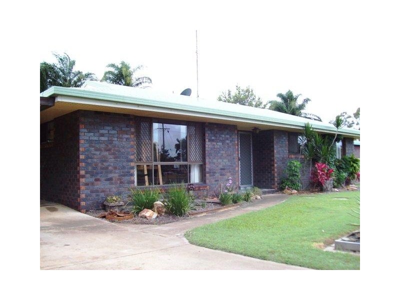11 Burrum Street, Urangan QLD 4655