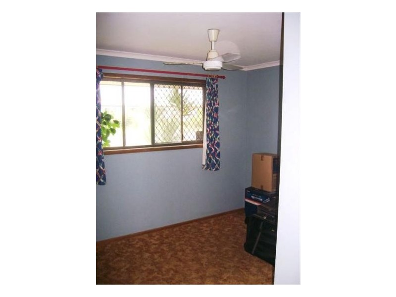 11 Burrum Street, Urangan QLD 4655