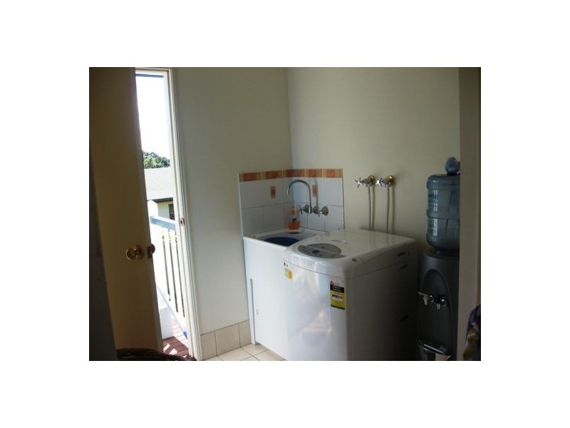 13 Honiton Street, Torquay QLD 4655