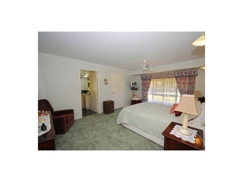 222 Denmans Camp Road, Wondunna QLD 4655